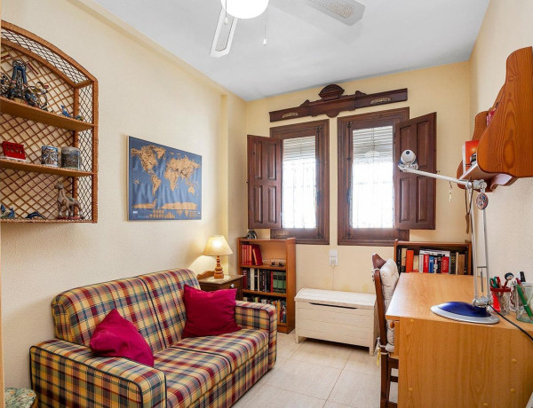 Chalet adosado en venta en Gaspar Perrelló