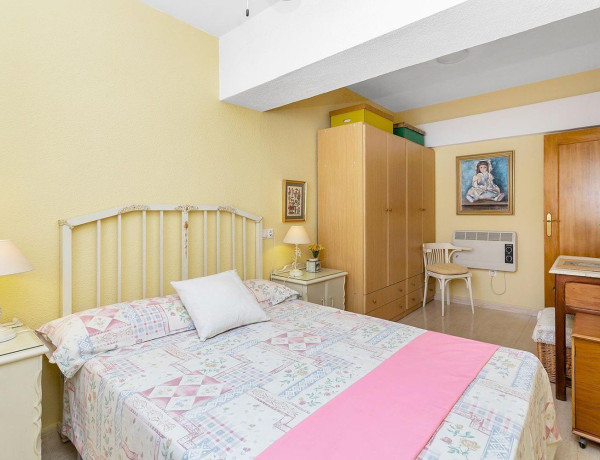 Chalet adosado en venta en Gaspar Perrelló