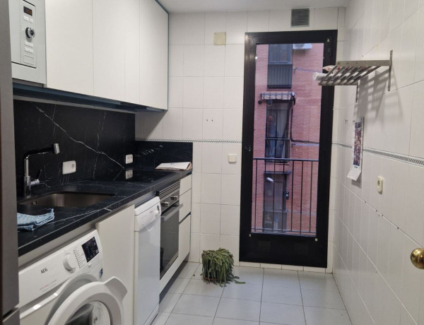 Alquiler de Piso en calle de Tomás Bretón, 49