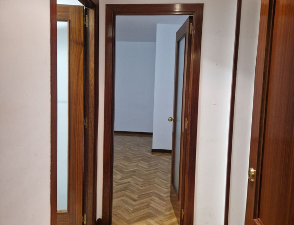 Alquiler de Piso en calle de Tomás Bretón, 49