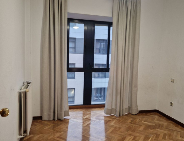 Alquiler de Piso en calle de Tomás Bretón, 49