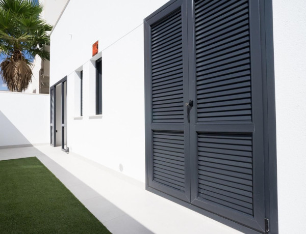 Chalet adosado en venta en Villamartín-Las Filipinas