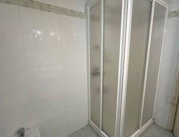 Alquiler de Piso en Jenaro de la Fuente, 39