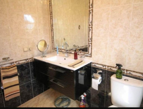 Casa o chalet independiente en venta en Villamartín-Las Filipinas