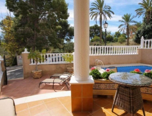 Casa o chalet independiente en venta en Villamartín-Las Filipinas