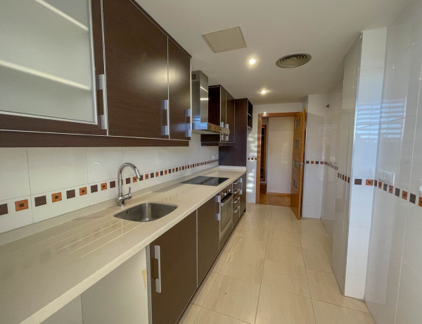 Alquiler de Piso en plaza brigada paracaidista