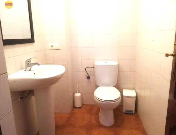 Chalet adosado en venta en Lepe