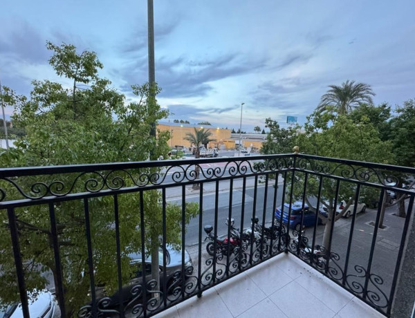 Piso en venta en Av Hospital, 8