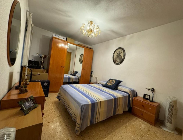 Piso en venta en Av Hospital, 8