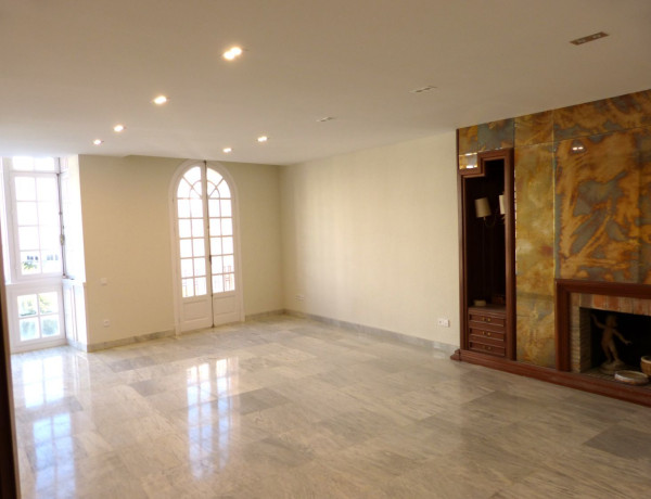 Alquiler de Piso en plaza Virgen del Mar, 04001 s/n