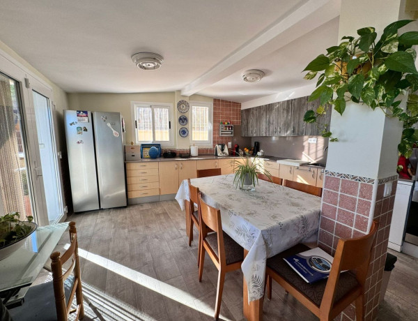 Casa o chalet independiente en venta en Montebello - Nou Espai