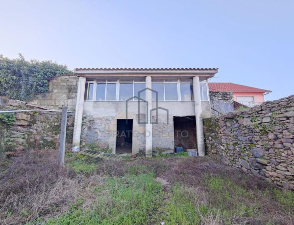 Terreno en venta en calle Outeiriño