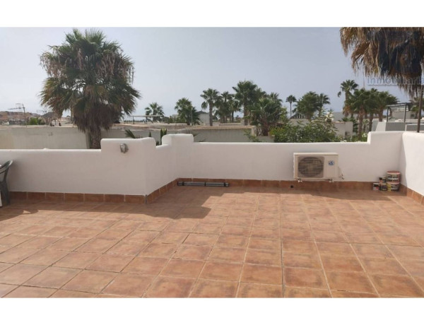 Chalet adosado en venta en avenida del Mediterráneo