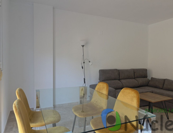 Alquiler de Piso en calle Julia Urdiain Zubelzu