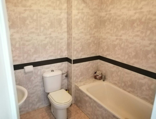 Chalet adosado en venta en Desamparados-Hurchillo-Torremendo