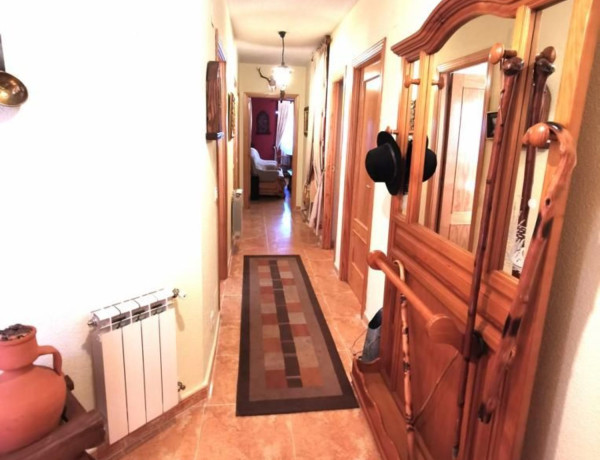 Chalet adosado en venta en Ugena