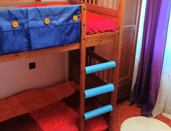 Casa o chalet independiente en venta en calle Santa Agueda