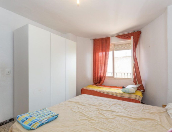 Piso en venta en La Veleta