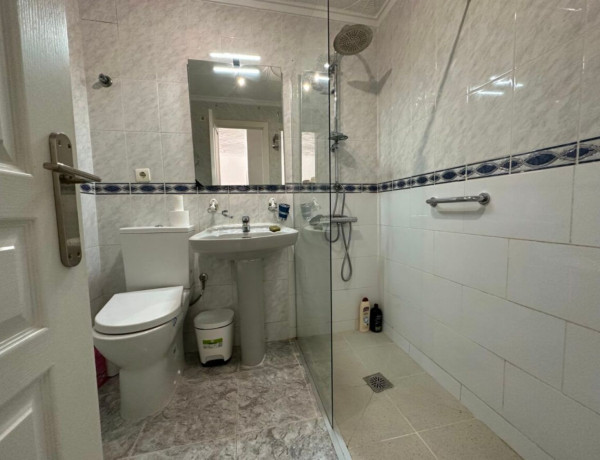 Chalet adosado en venta en La Siesta - El Salado - Torreta