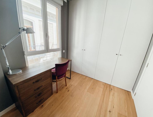 Alquiler de Piso en calle Sant Martí