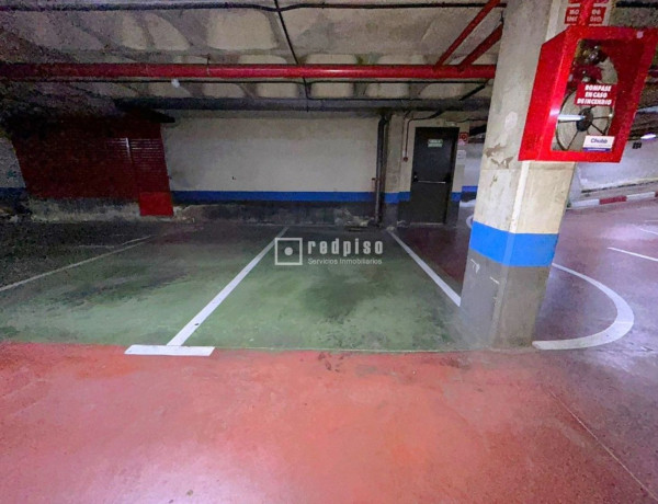 Garaje en venta en calle del Corazón de María