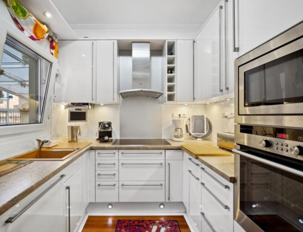 Chalet adosado en venta en calle Laurel Bal