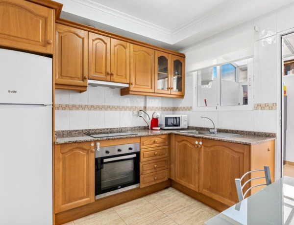 Chalet adosado en venta en Desamparados-Hurchillo-Torremendo