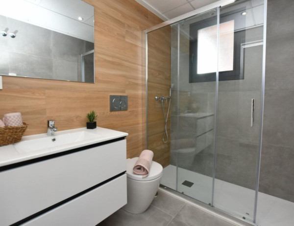 Ático en venta en Villamartín-Las Filipinas