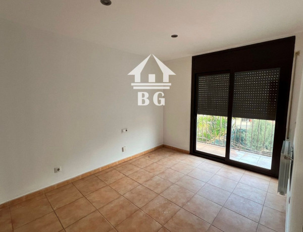 Chalet adosado en venta en calle Francesc Moragas