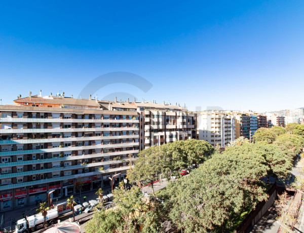 Piso en venta en rambla del Brasil