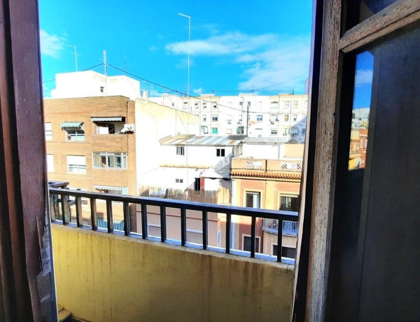 Piso en venta en calle del Poeta Alberola