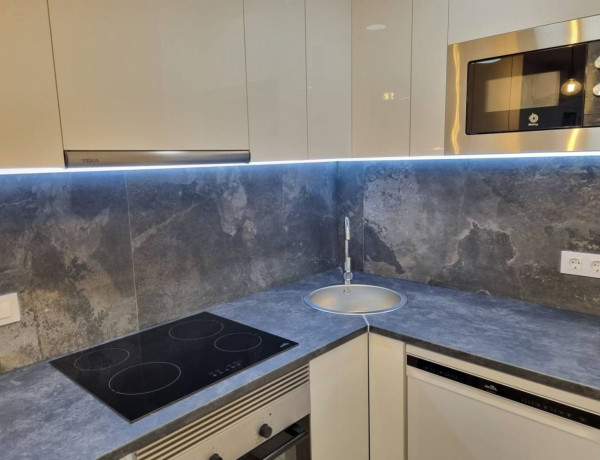 Alquiler de Piso en calle de la Mare de Déu dels Angels