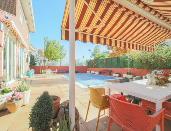 Casa o chalet independiente en venta en calle de Salvador Dalí, 8