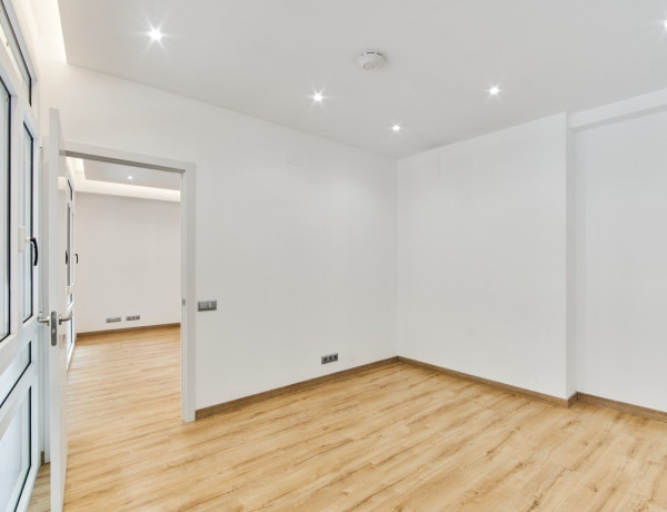 Piso en venta en calle de Guillem Tell