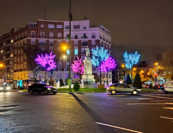 Local en venta en calle de Fernández de los Ríos