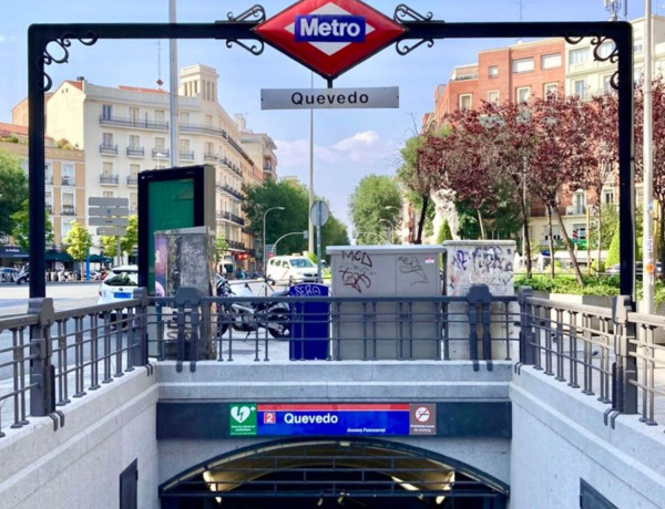 Local en venta en calle de Fernández de los Ríos