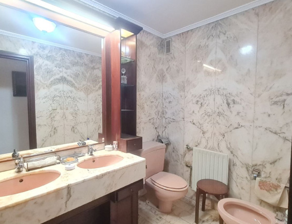 Piso en venta en paseo Marítimo Ciudad de Melilla, 33