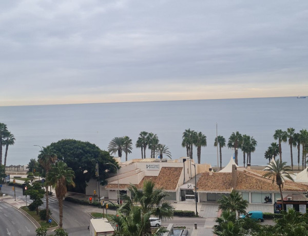 Piso en venta en paseo Marítimo Ciudad de Melilla, 33