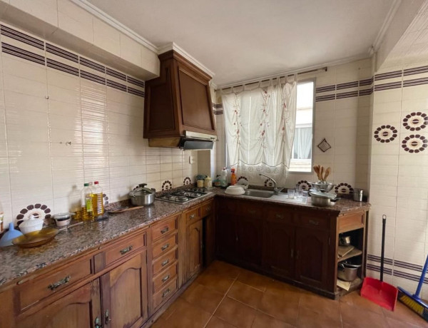 Piso en venta en calle del Pintor Genaro Lahuerta