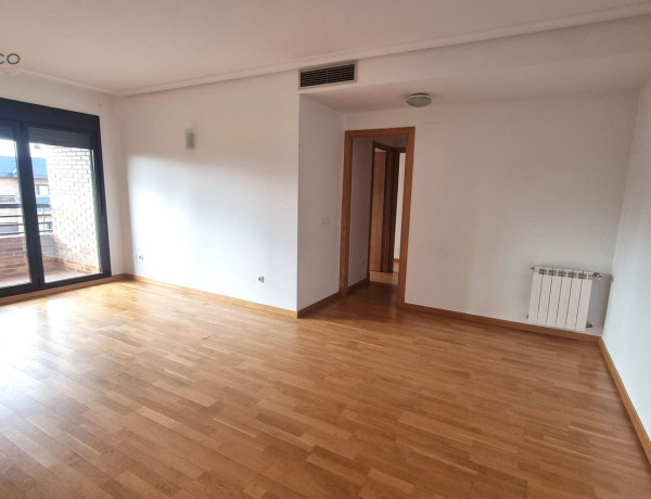 Piso en venta en El Cantizal