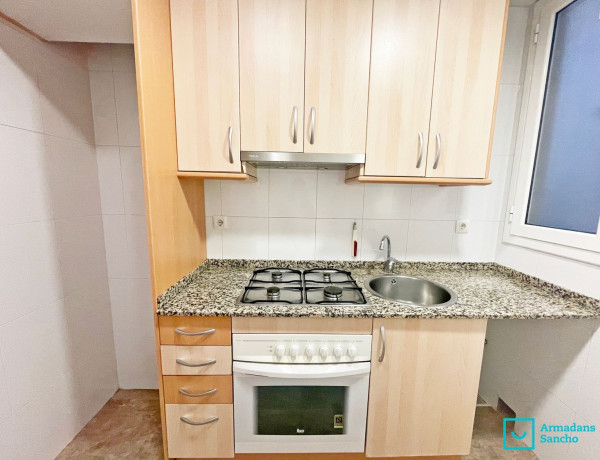 Alquiler de Piso en avenida de la Riera de Cassoles, 8 bis