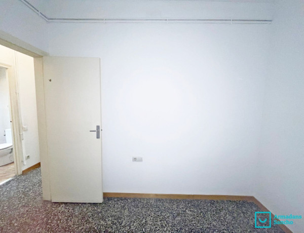 Alquiler de Piso en avenida de la Riera de Cassoles, 8 bis