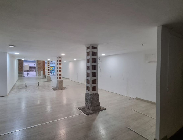 Alquiler de Local en calle Hernán Cortés