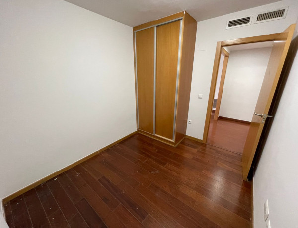 Alquiler de Piso en avenida Vall d'Albaida, 25