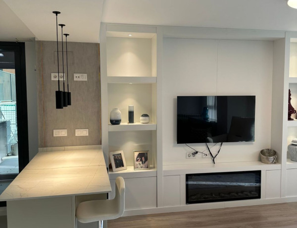 Piso en venta en avenida del Maestro Rodrigo, 45