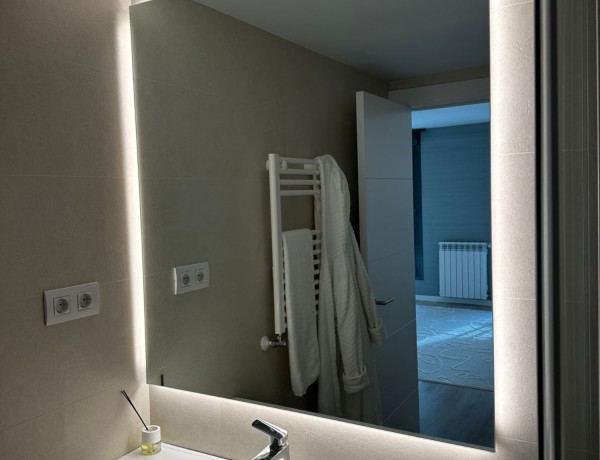 Piso en venta en avenida del Maestro Rodrigo, 45