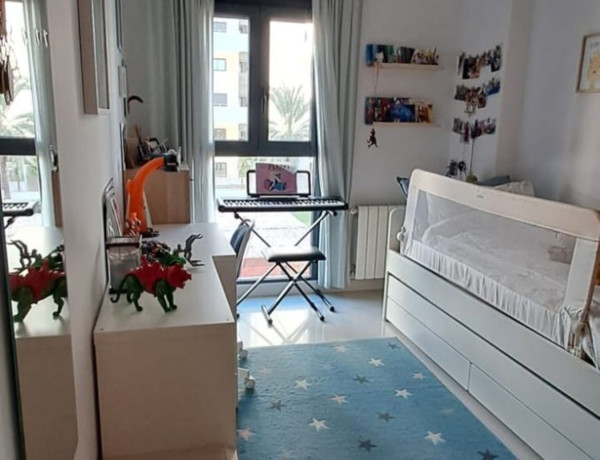 Alquiler de Piso en calle Músico Vicente Spiteri