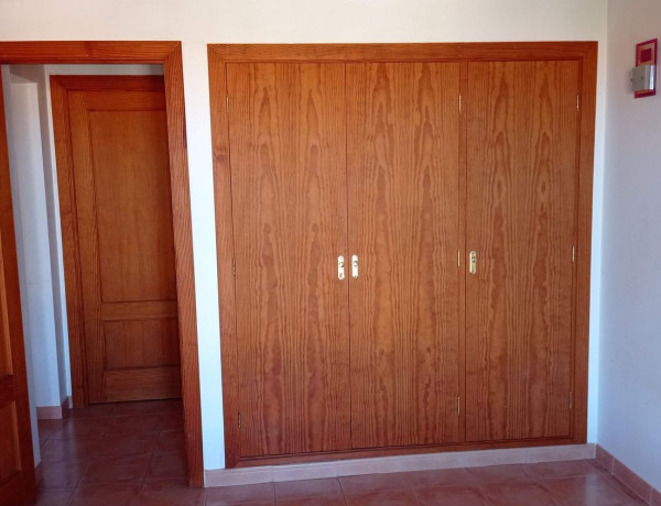 Chalet adosado en venta en Moscari, 1