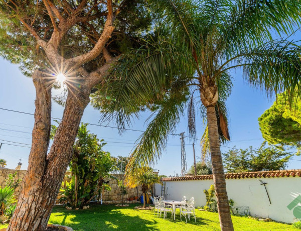 Casa o chalet independiente en venta en Urb. Chaparral, Las Lagunas - Campano