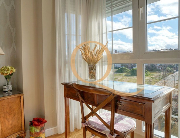 Piso en venta en Conde Orgaz-Piovera